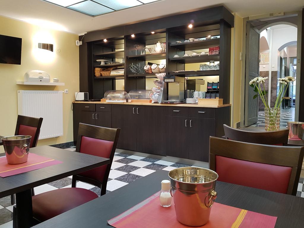 Hotel Diana Ντίσελντορφ Εξωτερικό φωτογραφία