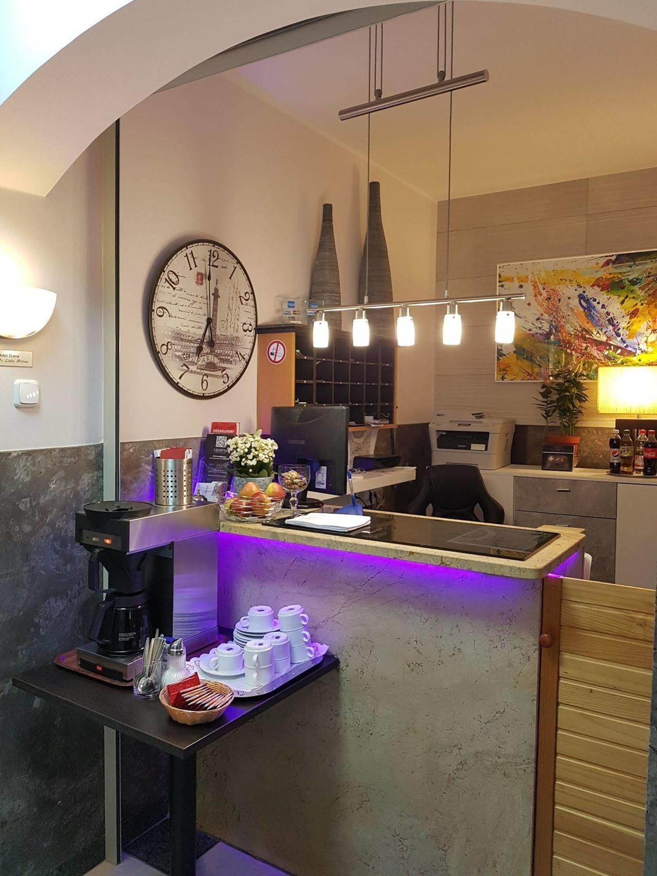 Hotel Diana Ντίσελντορφ Εξωτερικό φωτογραφία