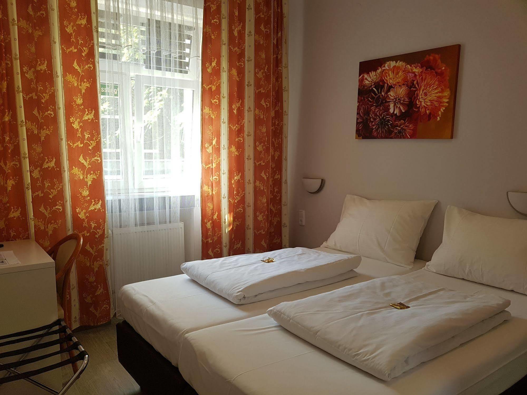 Hotel Diana Ντίσελντορφ Εξωτερικό φωτογραφία