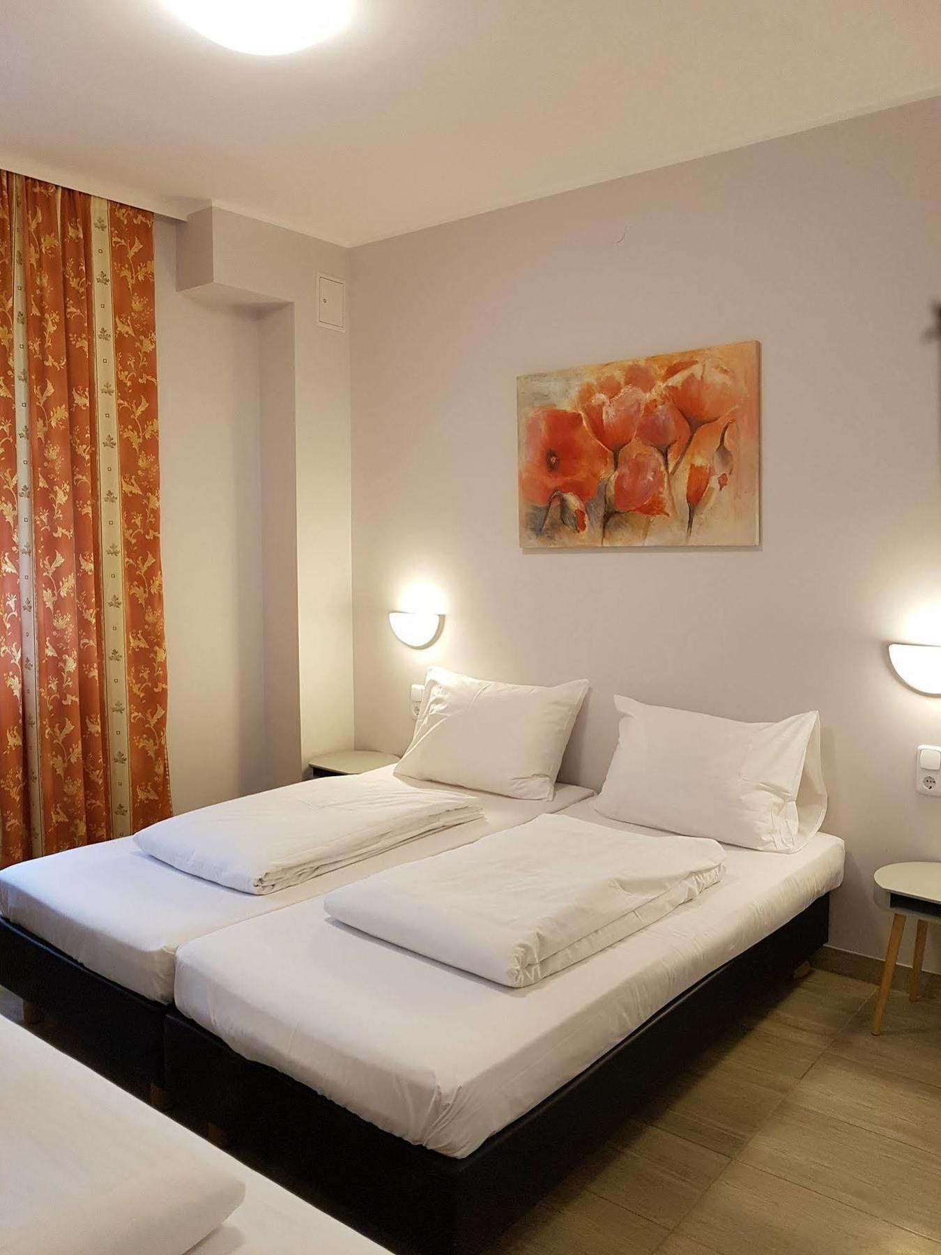 Hotel Diana Ντίσελντορφ Εξωτερικό φωτογραφία